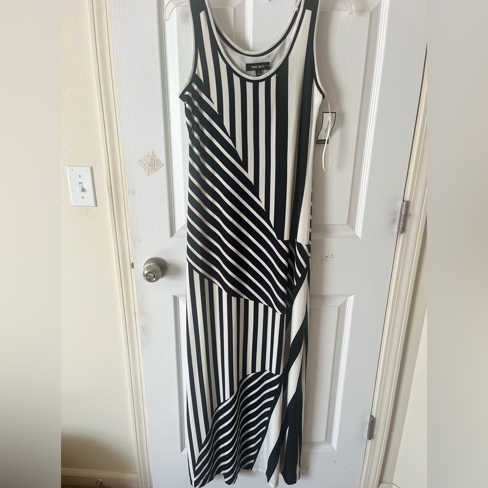 Nine West Black and White Maxi Dress